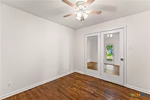 511 Curtis Ave, Troy, TX 76579 - Photo 16