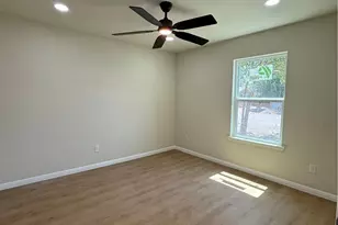 1110 W Calhoun Ave, Temple, TX 76504 - Photo 12