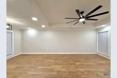 220 Navajo Drive, Victoria, TX 77904 - Photo 2