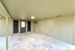 220 Navajo Dr, Victoria, TX 77904 - Photo 38
