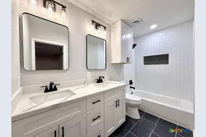 220 Navajo Drive, Victoria, TX 77904 - Photo 24