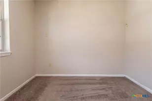 409 Oak St, Copperas Cove, TX 76522 - Photo 4