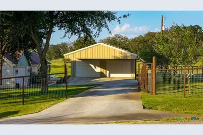 1413 Country Hills Drive, La Vernia, TX 78121 - Photo 34