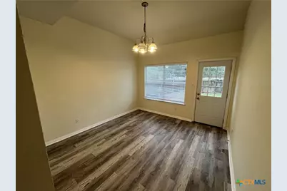 2023 Lisa Lane, San Marcos, TX 78666 - Photo 6