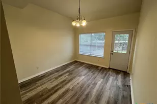 2023 Lisa Ln, San Marcos, TX 78666 - Photo 6