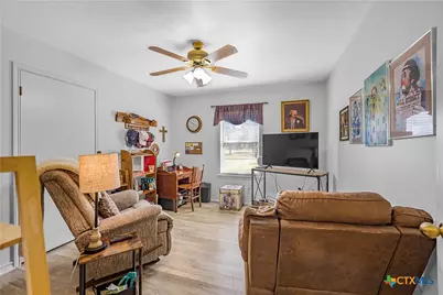 4945 Fm 531, Yoakum, TX 77995 - Photo 14