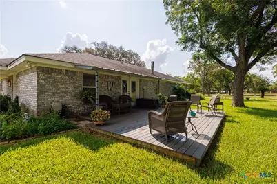 4945 Fm 531, Yoakum, TX 77995 - Photo 22