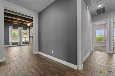 1080 Carriage Loop, New Braunfels, TX 78132 - Photo 12