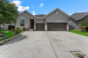 1080 Carriage Loop, New Braunfels, TX 78132 - Photo 2