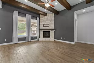 1080 Carriage Loop, New Braunfels, TX 78132 - Photo 18