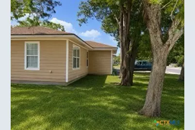 1504 Justice Drive, Port Lavaca, TX 77979 - Photo 8