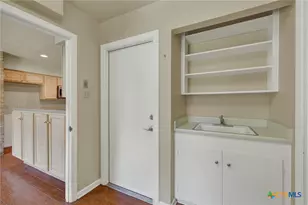 211 Royal Oaks Dr, San Antonio, TX 78209 - Photo 32