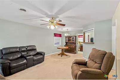 2302 E Rosebud Avenue, Victoria, TX 77901 - Photo 4