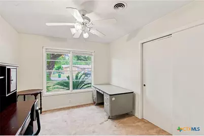 2302 E Rosebud Avenue, Victoria, TX 77901 - Photo 12