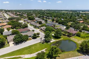 1204 Applewood Dr, Burnet, TX 78611 - Photo 2
