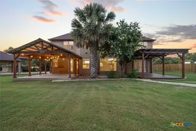 17 Horseshoe Court, New Braunfels, TX 78132 - Photo 2