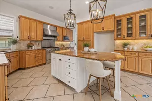 17 Horseshoe Ct, New Braunfels, TX 78132 - Photo 8