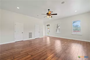 17 Horseshoe Ct, New Braunfels, TX 78132 - Photo 24