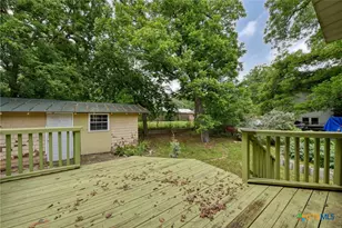 222 S Academy Ave, New Braunfels, TX 78130 - Photo 14