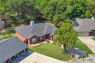 8 Holly Ct, Belton, TX 76513 - Photo 28