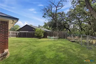 8 Holly Ct, Belton, TX 76513 - Photo 26