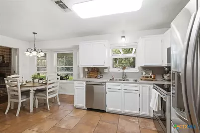 8 Holly Court, Belton, TX 76513 - Photo 12