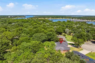 8 Holly Ct, Belton, TX 76513 - Photo 4