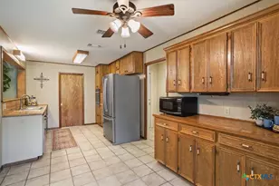 302 E Upshaw Ave, Temple, TX 76501 - Photo 10