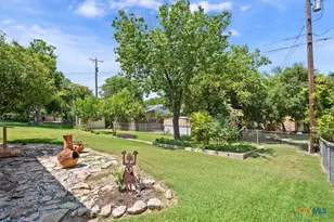 302 E Upshaw Ave, Temple, TX 76501 - Photo 6
