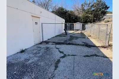 1402 S Fm 116 Highway, Copperas Cove, TX 76522 - Photo 16
