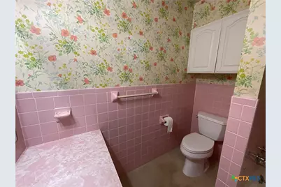 605 3rd Street, Cuero, TX 77954 - Photo 24