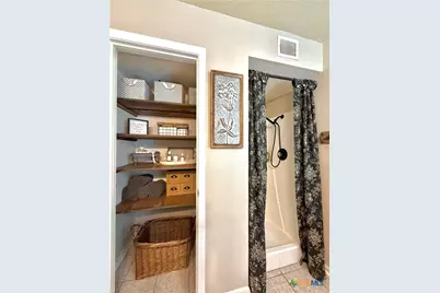 109 Perth Street, Victoria, TX 77904 - Photo 30