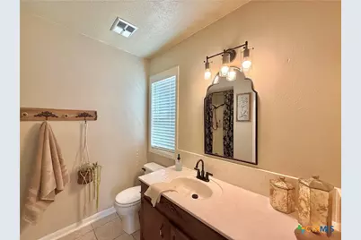 109 Perth Street, Victoria, TX 77904 - Photo 28