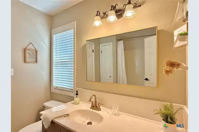 109 Perth Street, Victoria, TX 77904 - Photo 38