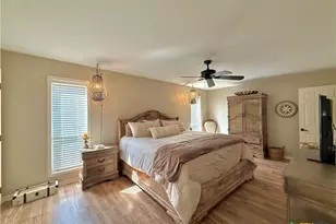 109 Perth St, Victoria, TX 77904 - Photo 26