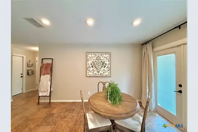 109 Perth Street, Victoria, TX 77904 - Photo 16
