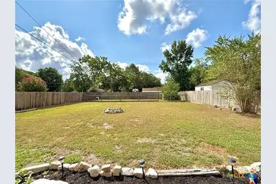 109 Perth Street, Victoria, TX 77904 - Photo 44