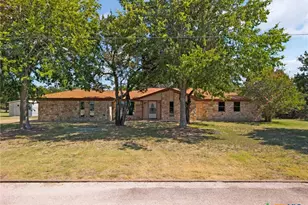 381 County Rd 4755, Kempner, TX 76539 - Photo 1