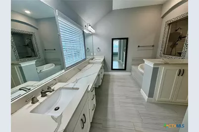 1404 Pioneer Drive, New Braunfels, TX 78132 - Photo 12