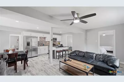 429 Laguna Vista, Seguin, TX 78155 - Photo 24