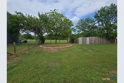 320 Commerce Street, Marlin, TX 76661 - Photo 10