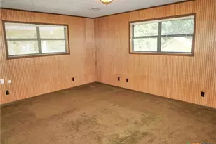 1209 E Morgan, Cuero, TX 77954 - Photo 10