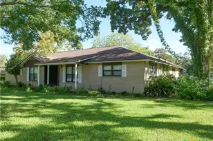 1209 E Morgan, Cuero, TX 77954 - Photo 2