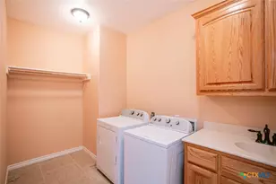 511 Mason Cir, Victoria, TX 77904 - Photo 34