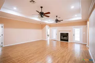 511 Mason Cir, Victoria, TX 77904 - Photo 12