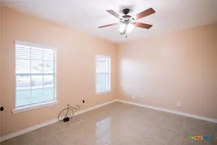 511 Mason Cir, Victoria, TX 77904 - Photo 32