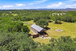 1353 Brushy Creek Dr, Lakehills, TX 78063 - Photo 2