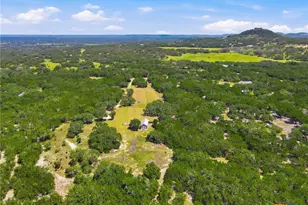1353 Brushy Creek Dr, Lakehills, TX 78063 - Photo 18