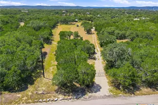 1353 Brushy Creek Dr, Lakehills, TX 78063 - Photo 14