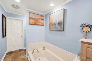5 Augusta Dr, Seguin, TX 78155 - Photo 18
